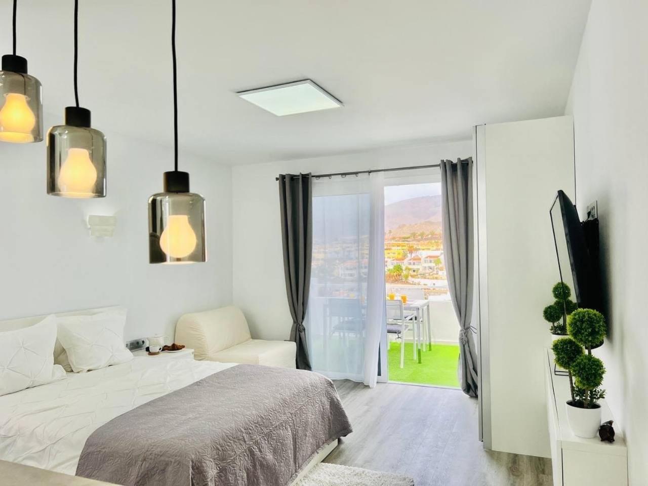 Romantic Ocean View In Island Village Costa Adeje (Tenerife)
